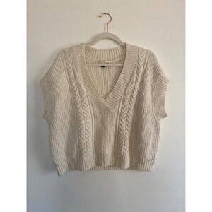 Universal Thread Cream Cable Knit V-Neck Cap Sleeve Sweater Vest Size L